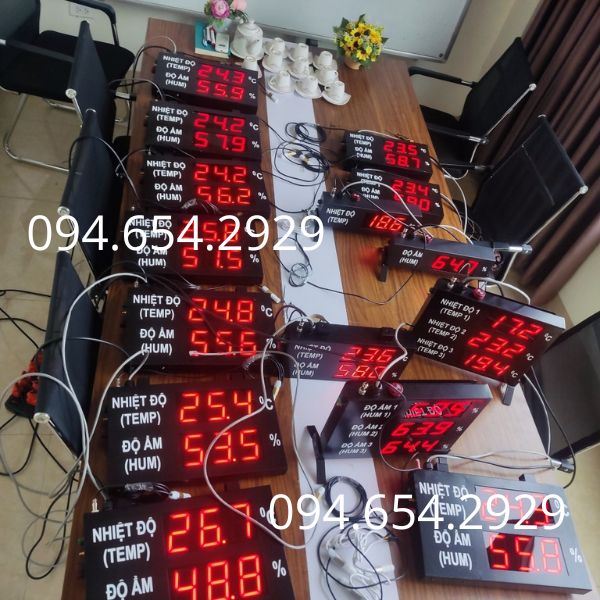 Bảng led nhiệt độ độ ẩm kết nối mạng internet