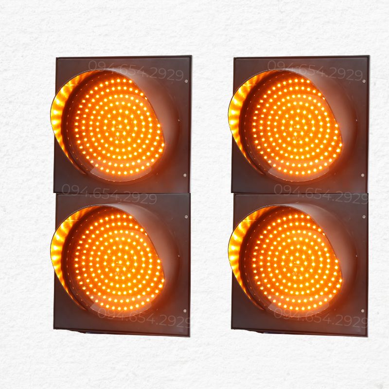 Đèn chớp vàng NLMT 2xD300