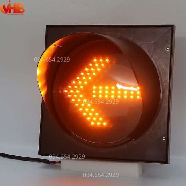 ĐÈN MŨI TÊN VÀNG D300