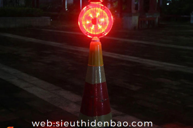 Đèn cảnh báo giao thông năng lượng mặt trời GV-TL0866