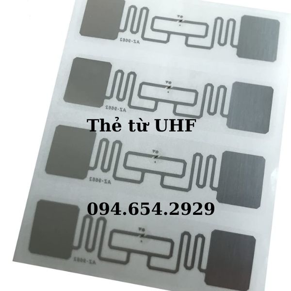 Hình 3: Thẻ từ UHF cho bãi xe