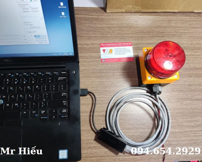 Hình 3: Đèn cảnh báo qua internet