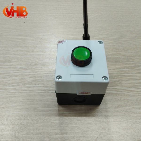 Nút nhấn giao tiếp RS485 – Giải pháp tối ưu cho cảnh báo lỗi trong nhà máy 3 Nút nhấn giao tiếp RS485