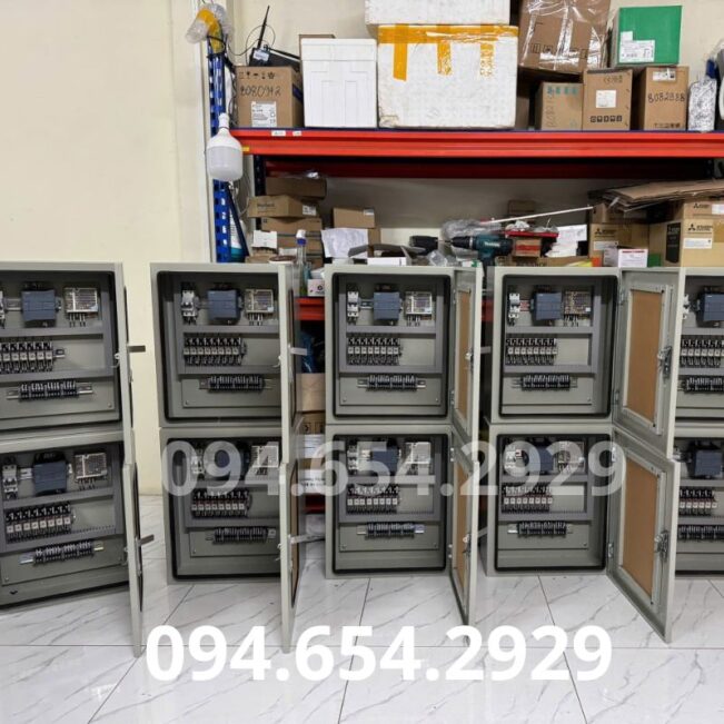 Tủ điều khiển đèn giao thông